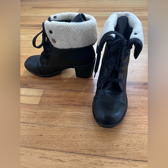 Wild Diva Black Lace-Up Combat Boots - 7.5 Women’s - Picture 4 of 14